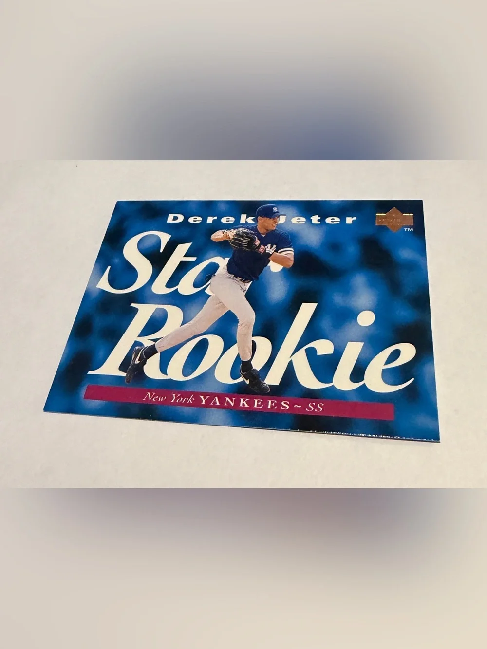 Derek Jeter 1995 RC Rookie Upper Deck Baseball Card #225 Vintage Collectible